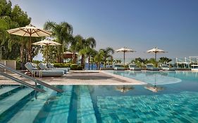 Le Meridien Limassol Spa And Resort